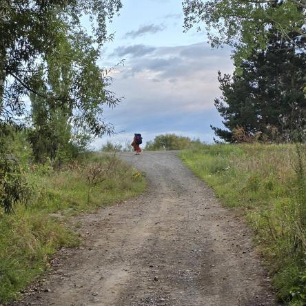  Heading up the track to the flood bund to meet Luckana and Murray.